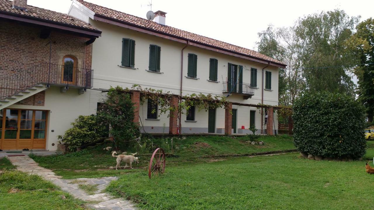 Agriturismo Cascina Poscallone Аббіатеґрассо Екстер'єр фото