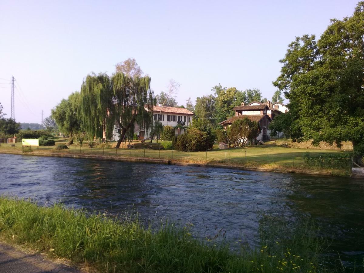 Agriturismo Cascina Poscallone Аббіатеґрассо Екстер'єр фото